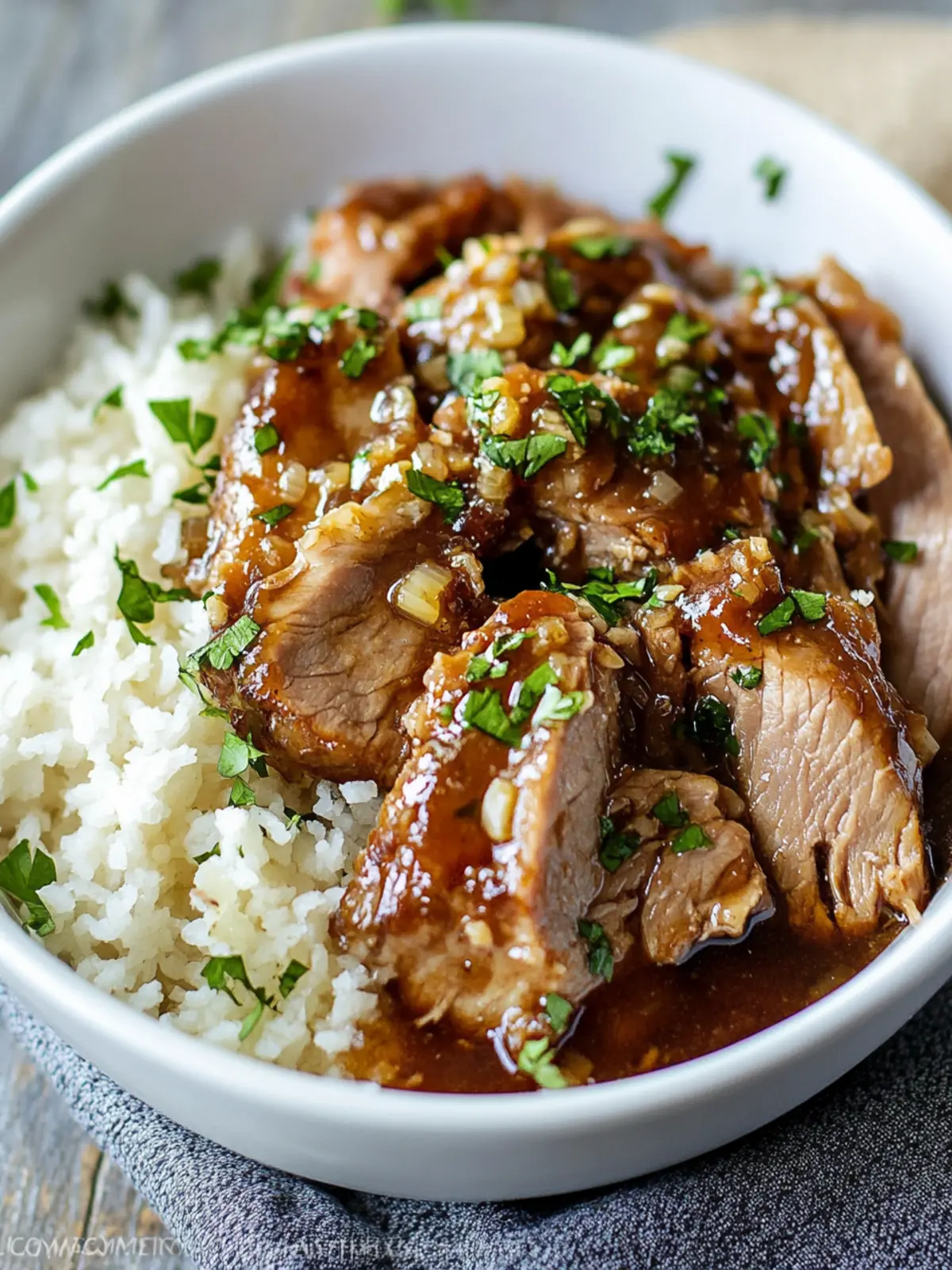 Savory Slow Cooker Garlic Ginger Pork That Melts in Your Mouth 4 Slow Cooker Garlic Ginger Pork