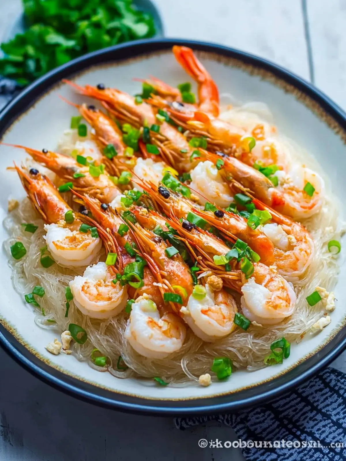 Irresistible Steamed Garlic Prawns with Vermicelli Noodles Delight 2 Steamed Garlic Prawns with Vermicelli Noodles